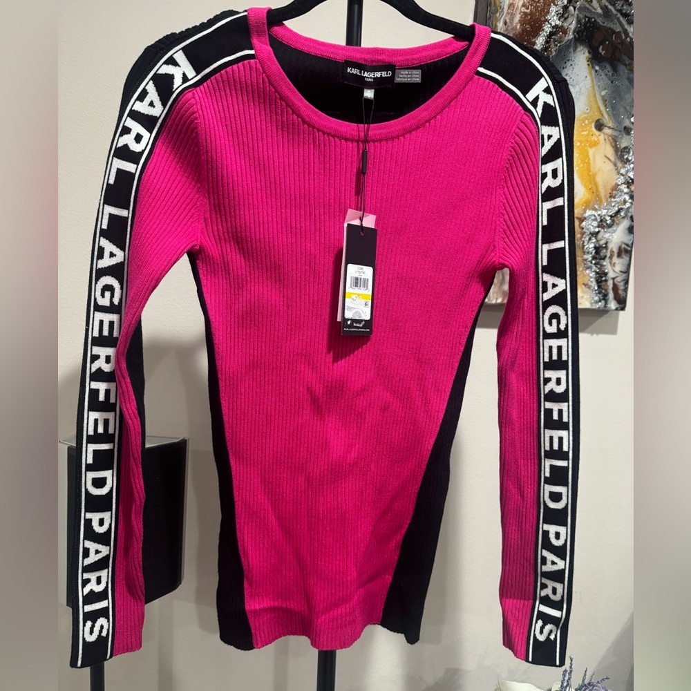 So cool! NWT Karl Lagerfeld Color Block Sweater!
